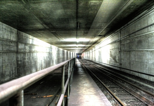 Tunnel-08