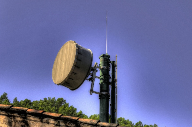 entrecasteaux-antenne.jpg