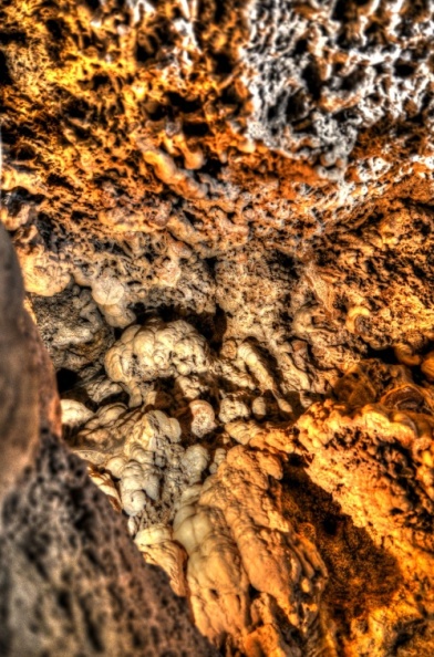 villecroze-grottes-23.jpg