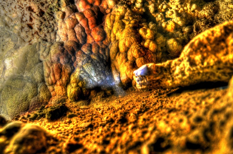 villecroze-grottes-4.jpg